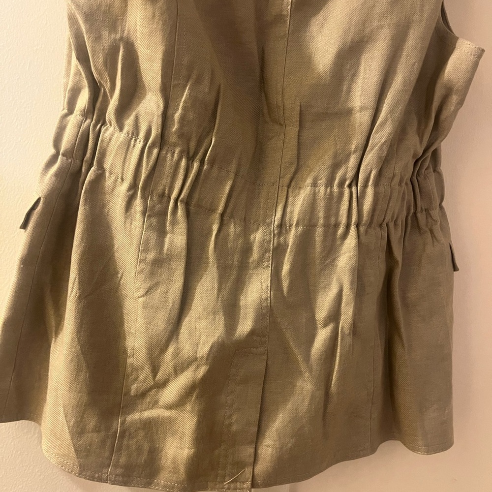 The Limited Beige Sleeveless Vest - Picture 5 of 5